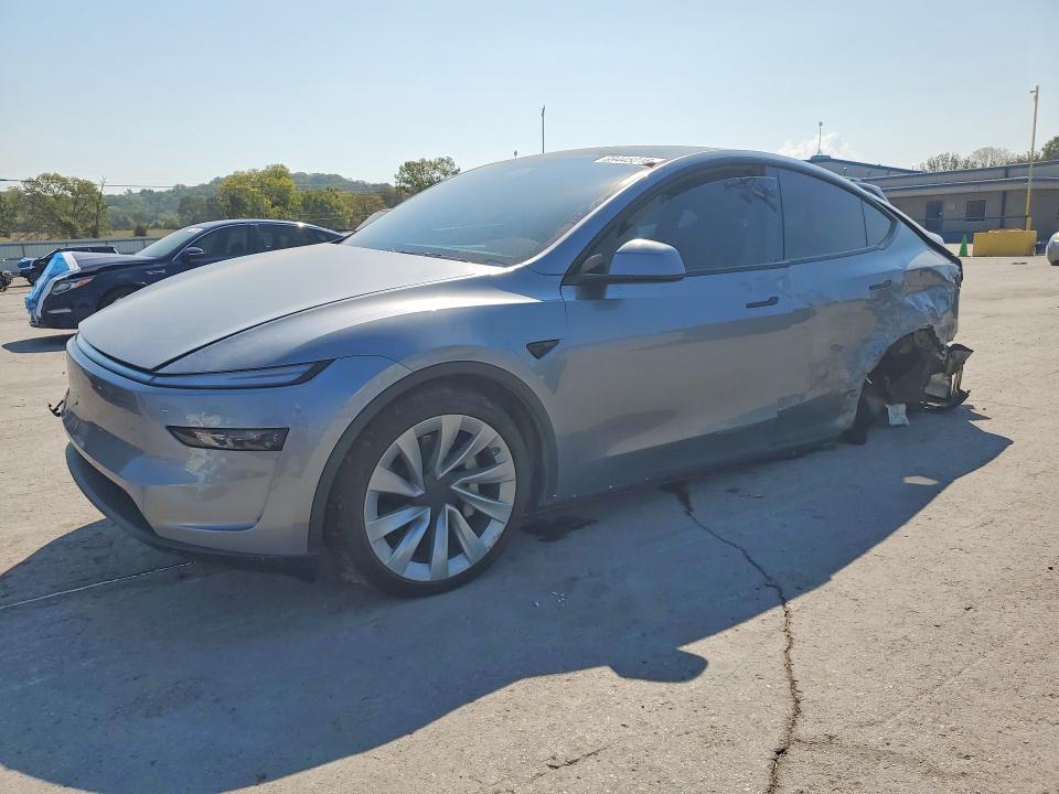 Фото 1 с аукциона – 2026 TESLA MODEL Y с VIN 7SAYGDED4TA586984