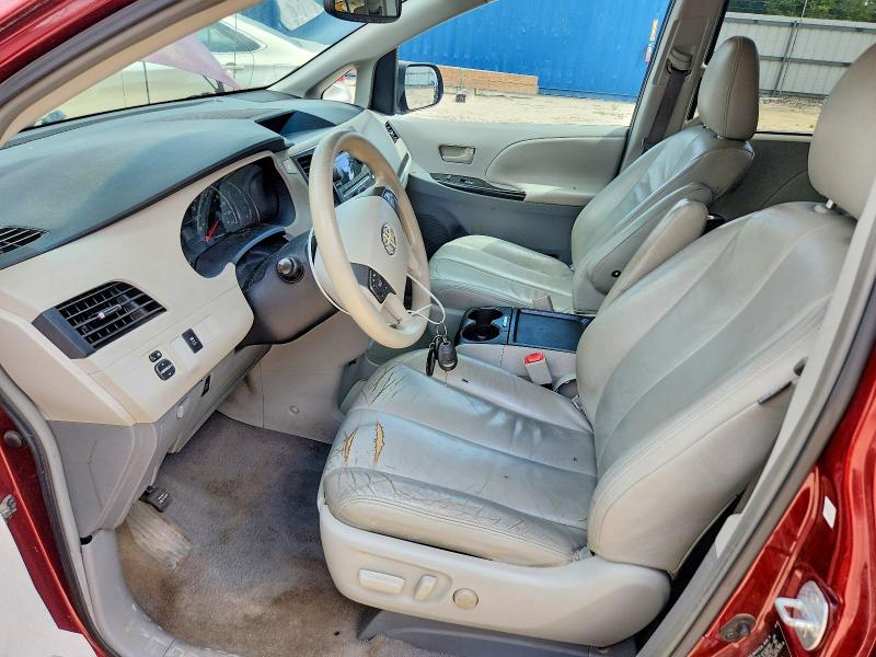 Zdjęcie 7 z aukcji – 2011 TOYOTA SIENNA z VIN 5TDKK3DC8BS029366