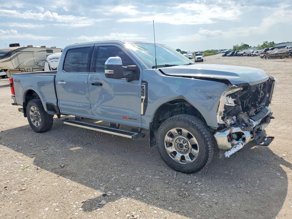 Photo 4 from auction – 2025 FORD F350 with VIN 1FT8W3BM9SEC88609