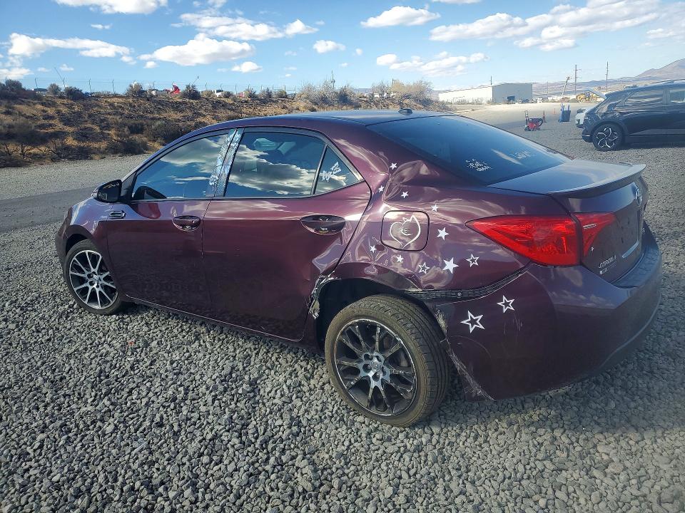 Снимка 2 от търг – 2017 TOYOTA COROLLA с VIN 5YFBURHE3HP595431