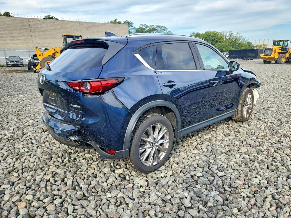 Photo 3 from auction – 2021 MAZDA CX-5 with VIN JM3KFBDM8M1480277