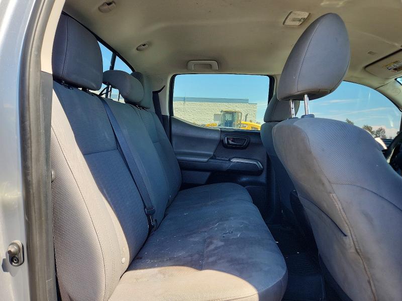 Снимка 10 от търг – 2019 TOYOTA TACOMA с VIN 5TFAX5GN6KX163745