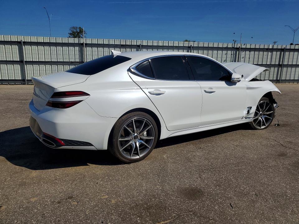 Photo 3 from auction – 2025 GENESIS G70 with VIN KMTG34SC0SU151857