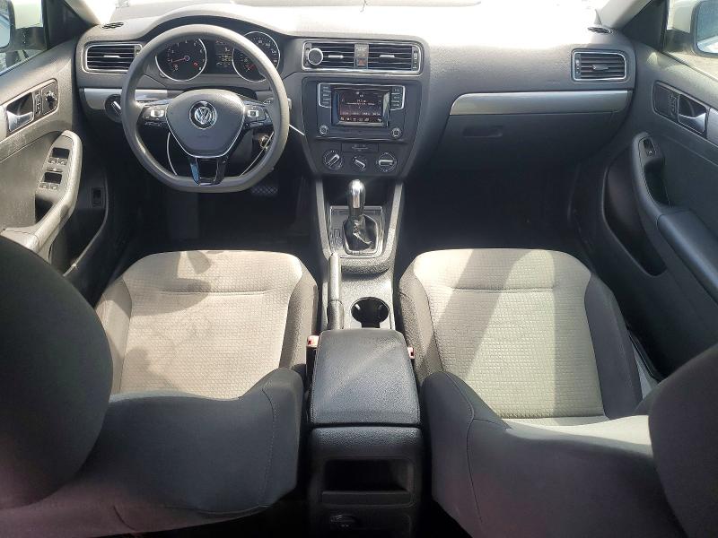 Photo 8 from auction – 2017 VOLKSWAGEN JETTA with VIN 3VW2B7AJ7HM218722