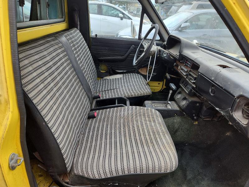 Photo 10 from auction – 1981 TOYOTA PICKUP with VIN JT4RN44S9B0003915