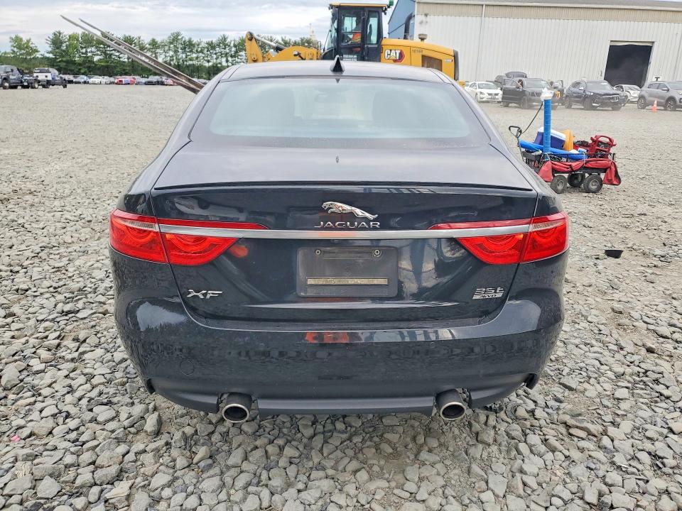 Photo 6 from auction – 2016 JAGUAR XF with VIN SAJBL4BV9GCY16053