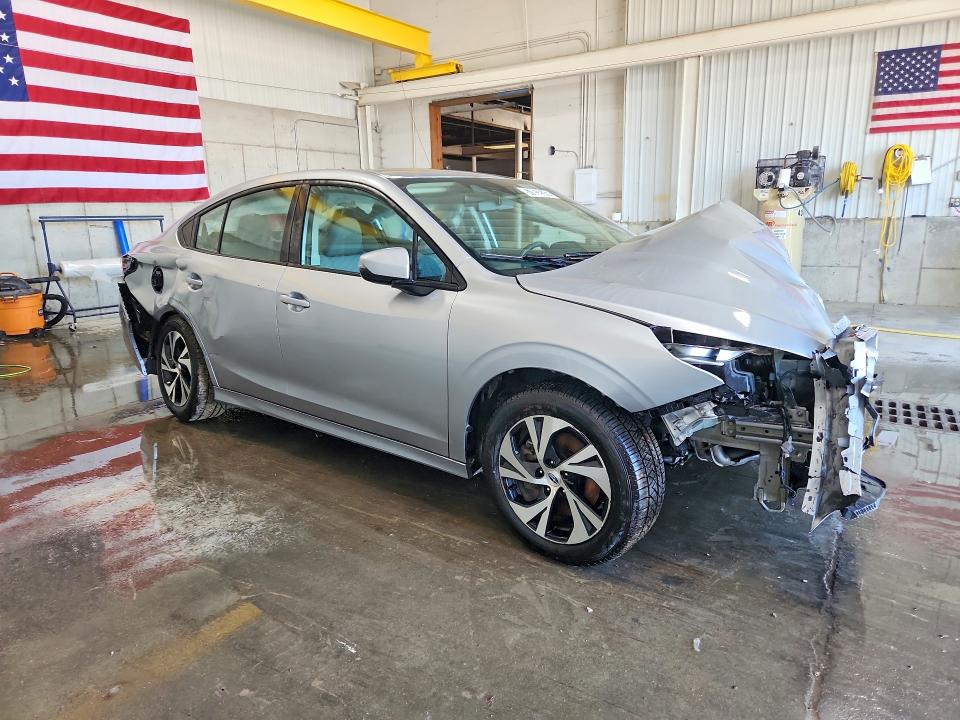 Photo 4 from auction – 2023 SUBARU LEGACY with VIN 4S3BWAC69P3007227