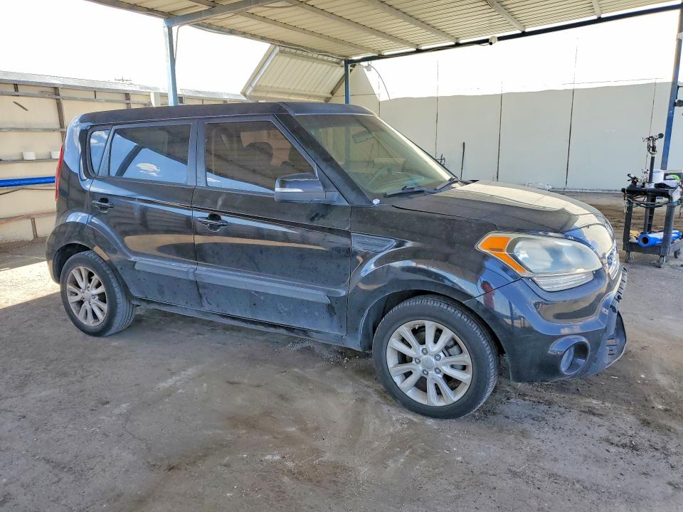 Photo 4 from auction – 2012 KIA SOUL with VIN KNDJT2A67C7742837