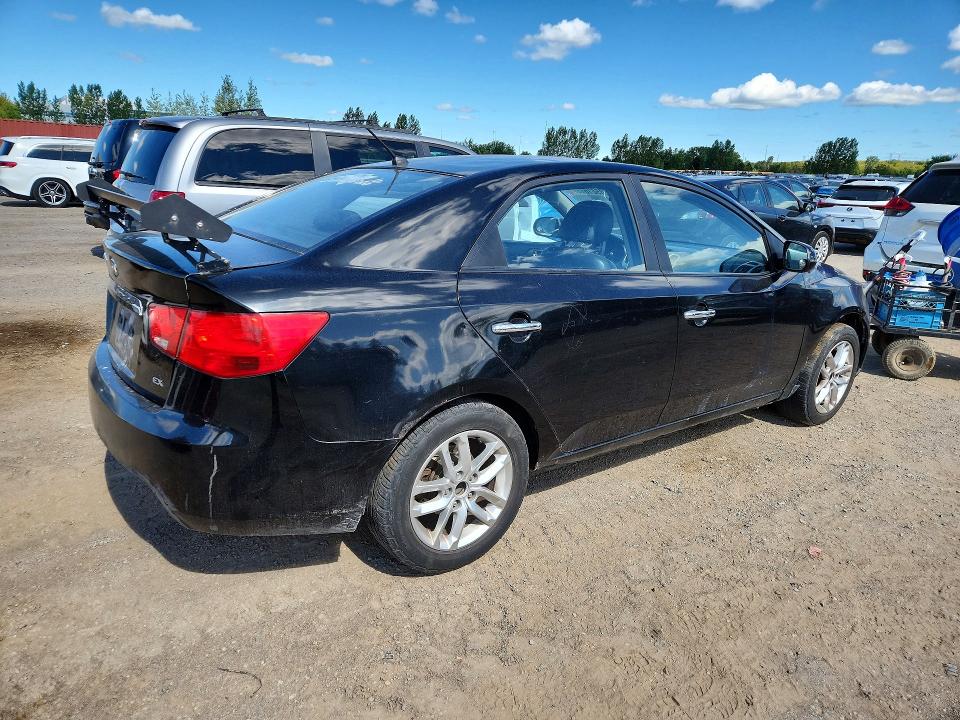 Photo 3 from auction – 2013 KIA FORTE with VIN KNAFU4A26D5688386