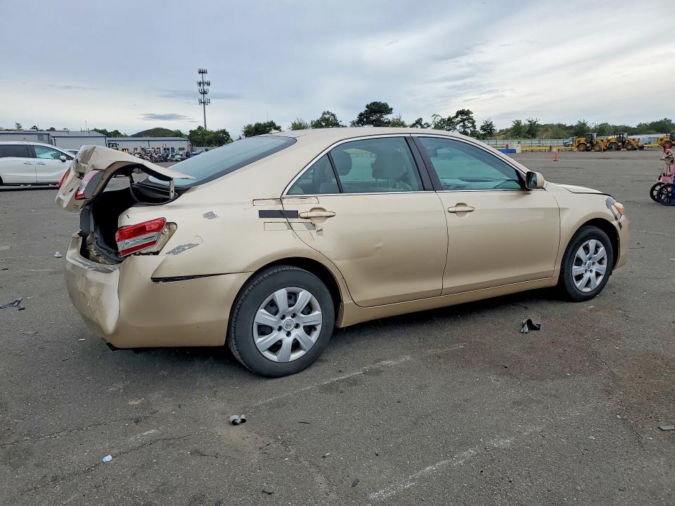 Photo 3 from auction – 2010 TOYOTA CAMRY with VIN 4T4BF3EK8AR021046