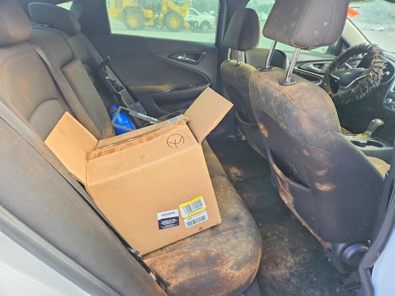 Photo 10 from auction – 2018 CHEVROLET MALIBU with VIN 1G1ZB5ST7JF175584