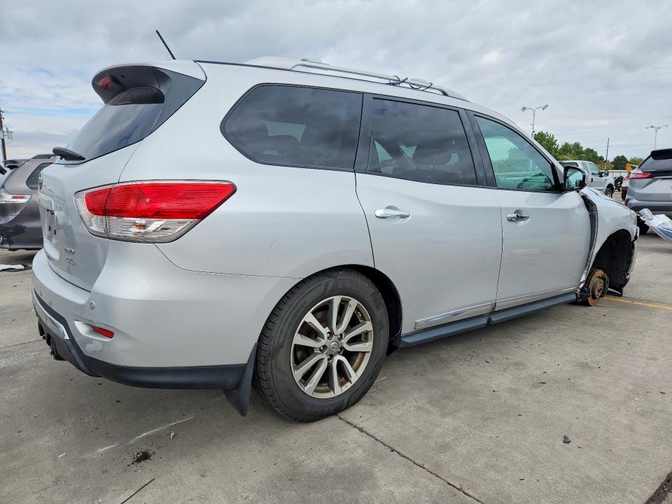 Photo 3 from auction – 2013 NISSAN PATHFINDER with VIN 5N1AR2MM8DC608304