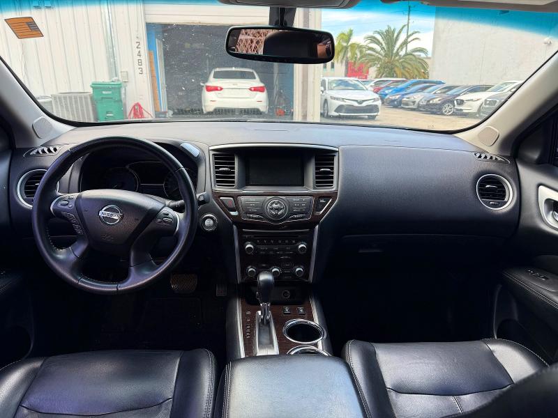 Photo 9 from auction – 2014 NISSAN PATHFINDER with VIN 5N1AR2MN1EC702079