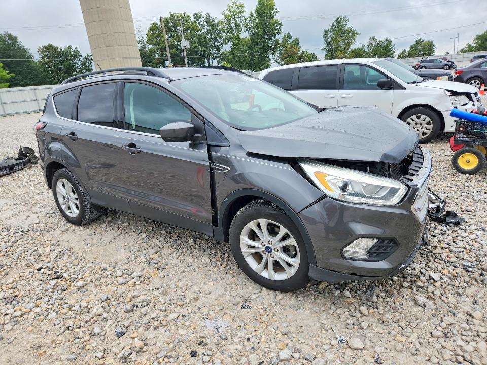 Photo 4 from auction – 2018 FORD ESCAPE with VIN 1FMCU0HD3JUB20812