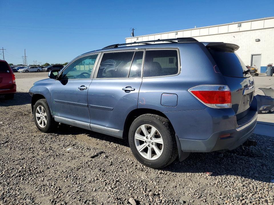 Photo 2 from auction – 2012 TOYOTA HIGHLANDER with VIN 5TDBK3EH3CS159521