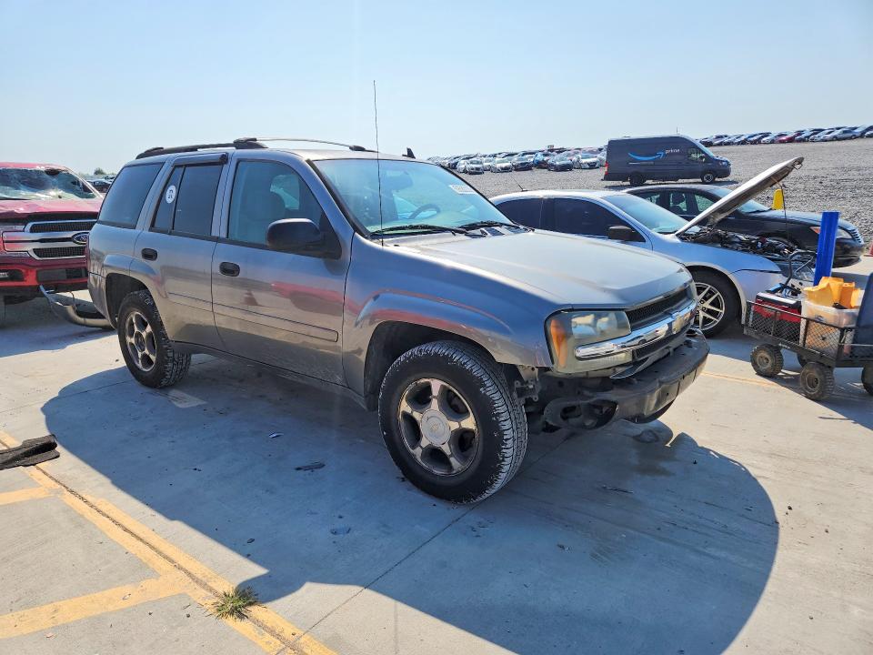 Photo 4 from auction – 2007 CHEVROLET TRAILBLAZER with VIN 1GNDS13S172232725