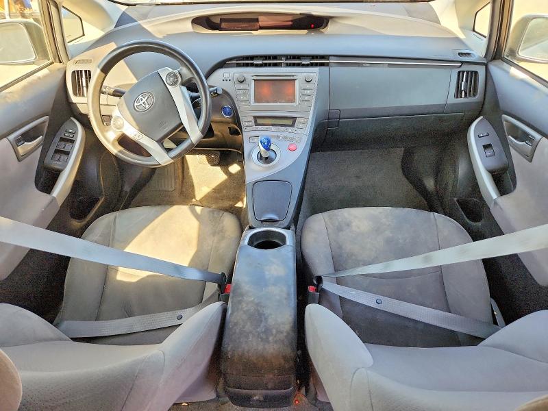 صورة رقم 8 من المزاد - 2015 TOYOTA PRIUS مع VIN JTDKN3DU6F0476402