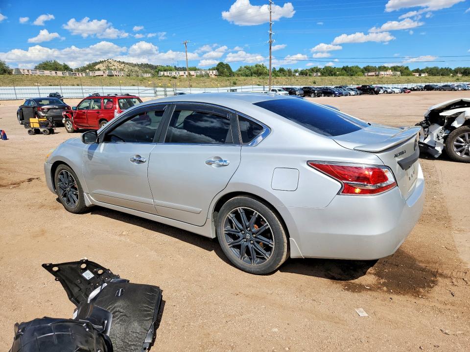 Photo 2 from auction – 2015 NISSAN ALTIMA with VIN 1N4AL3APXFN335499