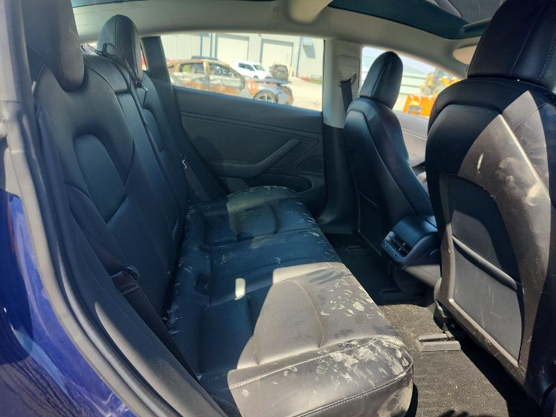 Photo 10 from auction – 2018 TESLA MODEL 3 with VIN 5YJ3E1EB9JF092128