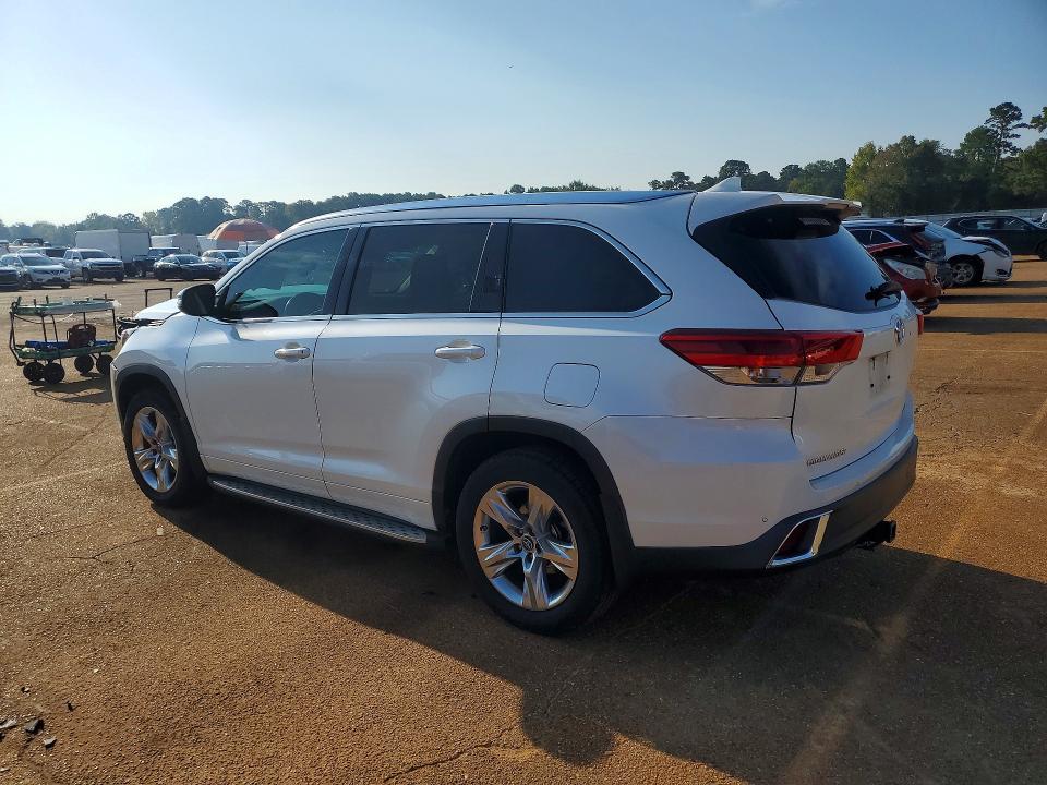 Zdjęcie 2 z aukcji – 2017 TOYOTA HIGHLANDER z VIN 5TDYZRFH4HS212368