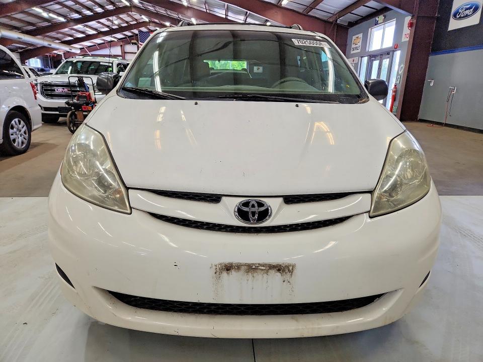 Photo 5 from auction – 2006 TOYOTA SIENNA with VIN 5TDZA23C76S463958