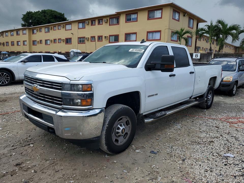 CHEVROLET SILVERADO 2017 with VIN 1GC1CUEG2HF201108 - Photo from auction