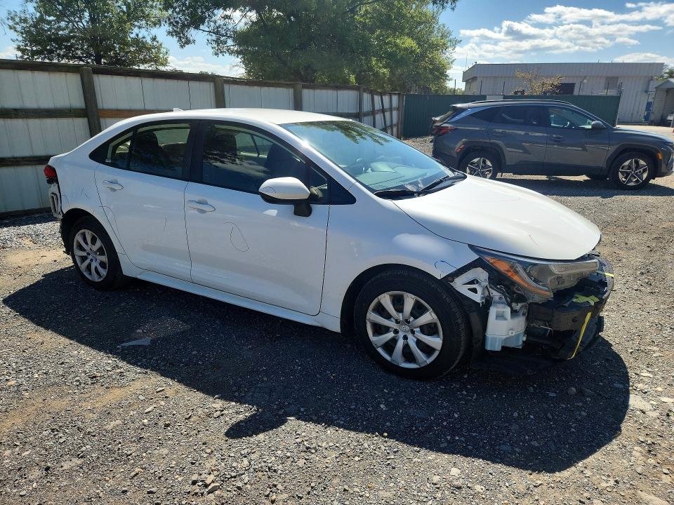 Photo 4 from auction – 2022 TOYOTA COROLLA with VIN JTDEPMAE6NJ191198