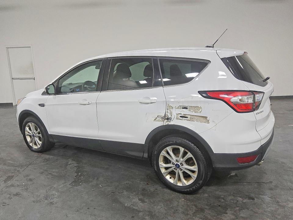 Фото 2 с аукциона – 2017 FORD ESCAPE с VIN 1FMCU9GD6HUB72208