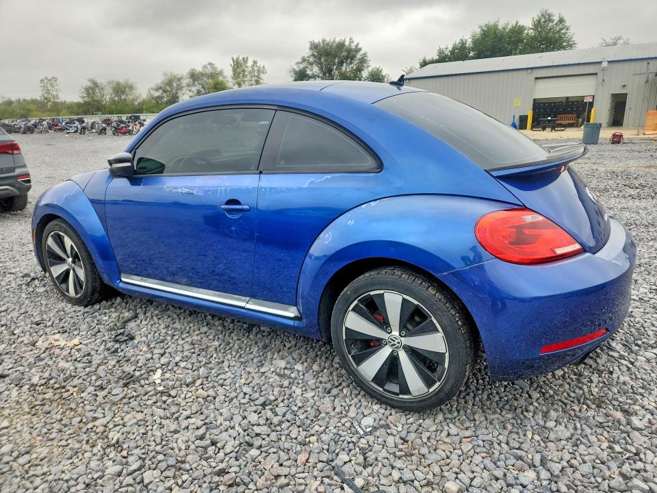 Photo 2 from auction – 2012 VOLKSWAGEN BEETLE with VIN 3VWVA7AT7CM656764