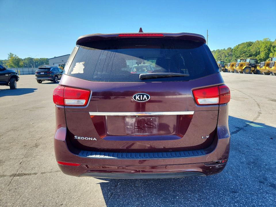 Снимка 6 от търг – 2015 KIA SEDONA с VIN KNDMB5C12F6071008