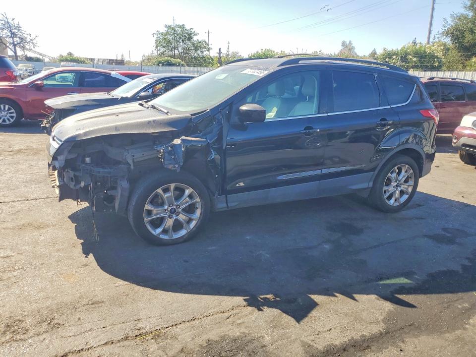 FORD ESCAPE 2013 with VIN 1FMCU9G90DUD48658 - Photo from auction
