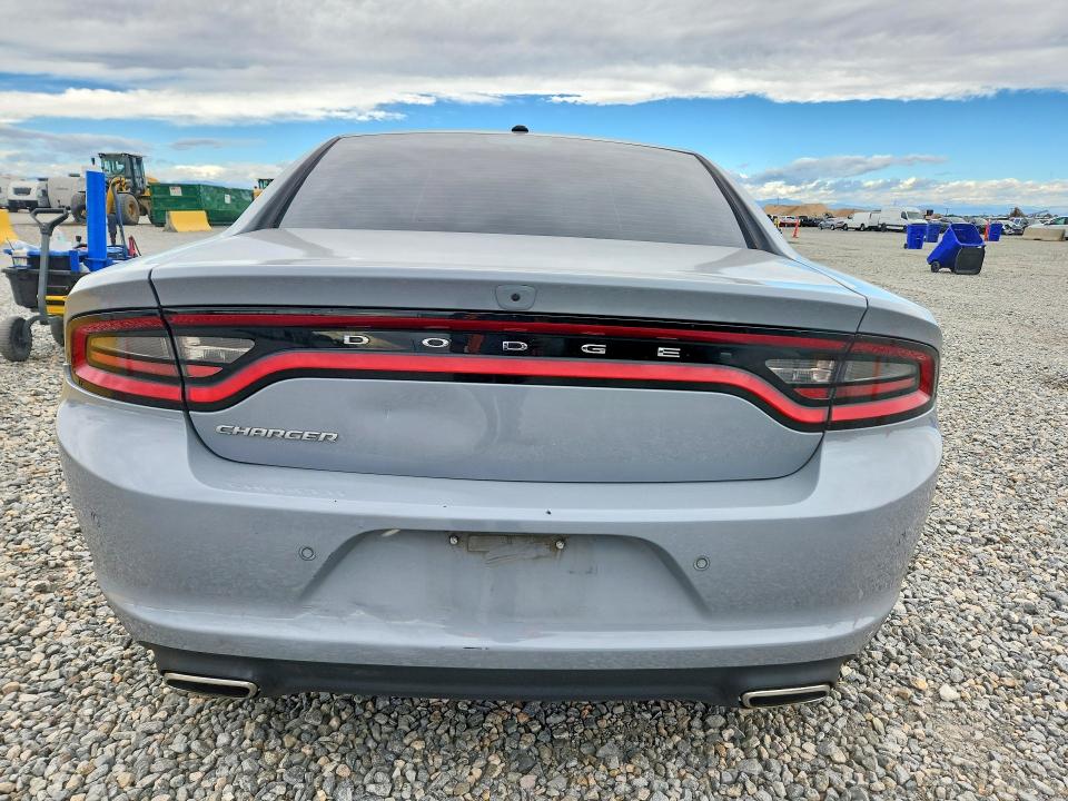 Снимка 6 от търг – 2022 DODGE CHARGER с VIN 2C3CDXBG6NH212851