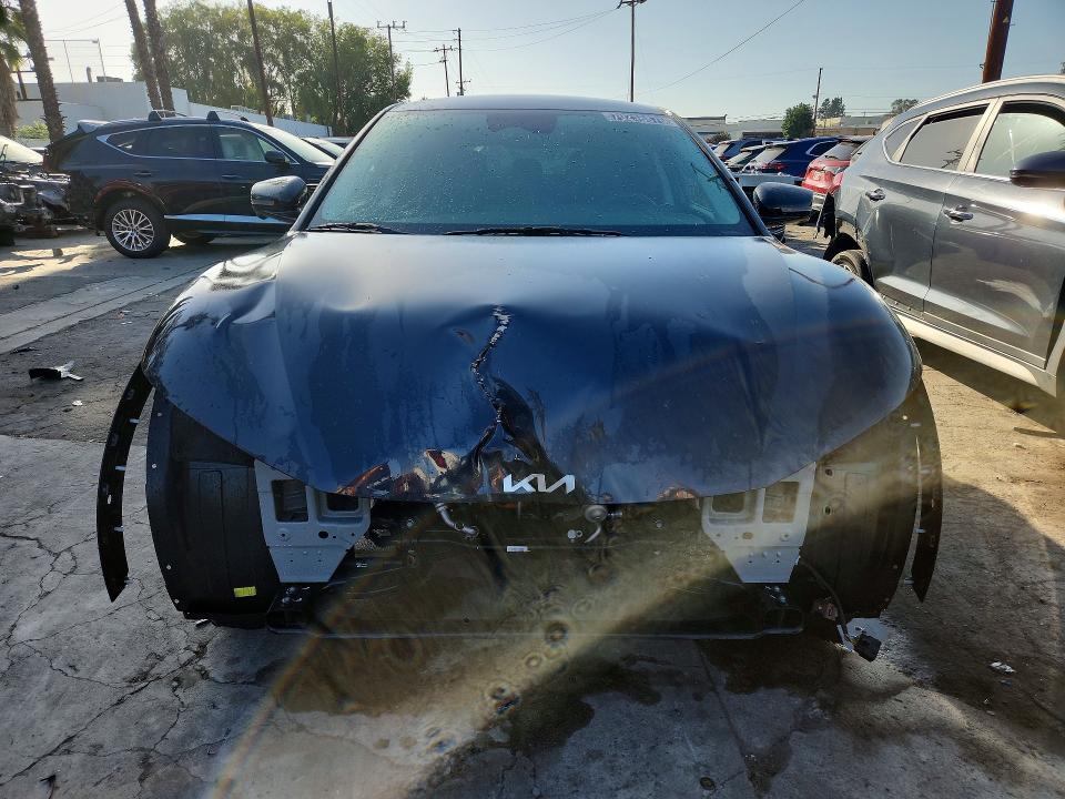 Photo 5 from auction – 2025 KIA EV6 with VIN 5XYC34JA2SG012893