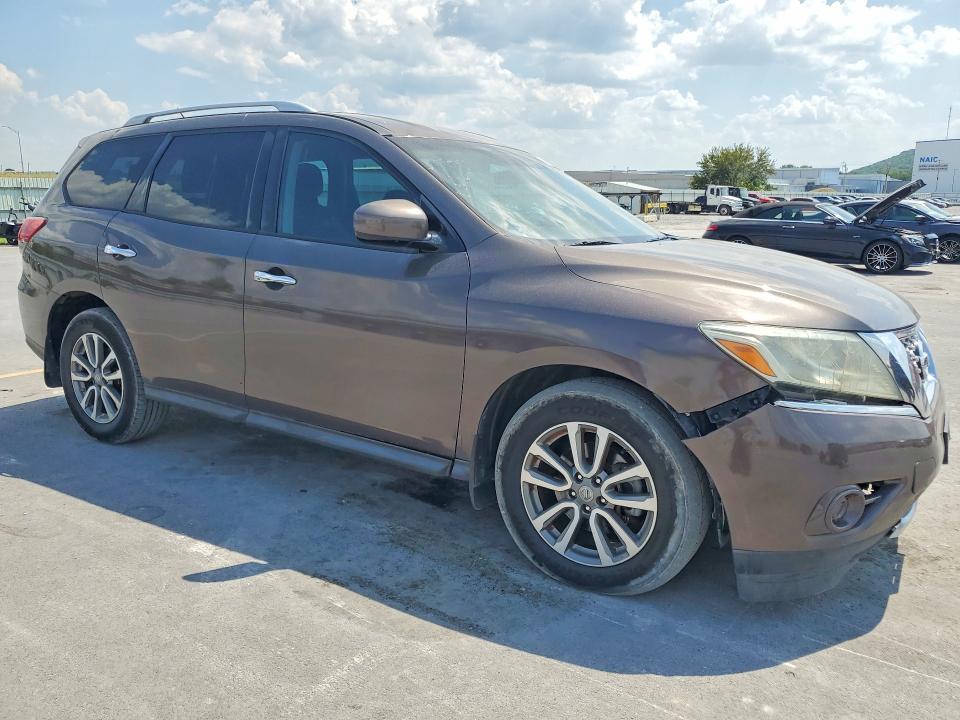 Photo 4 from auction – 2016 NISSAN PATHFINDER with VIN 5N1AR2MN4GC664401