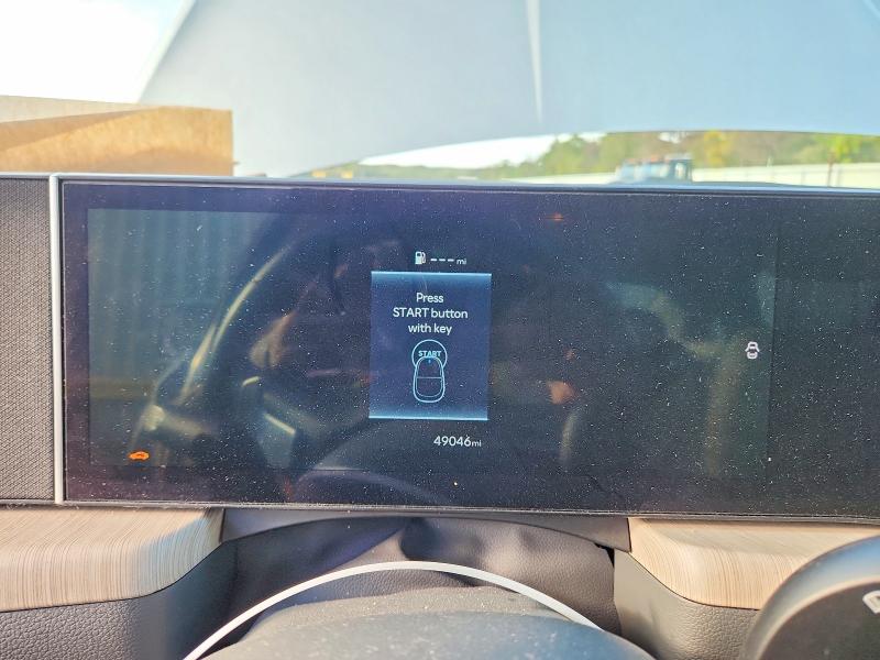 Снимка 9 от търг – 2025 HYUNDAI SONATA HYBRID с VIN KMHL34JJ0SA129559