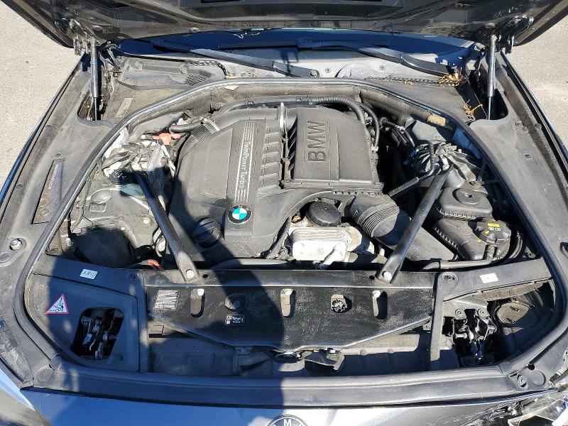 Снимка 11 от търг – 2016 BMW 535 с VIN WBA5B3C53GG254227