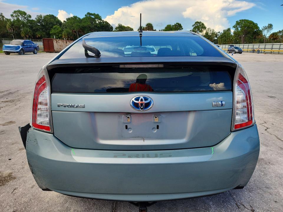 Photo 6 from auction – 2012 TOYOTA PRIUS with VIN JTDKN3DU1C5461112