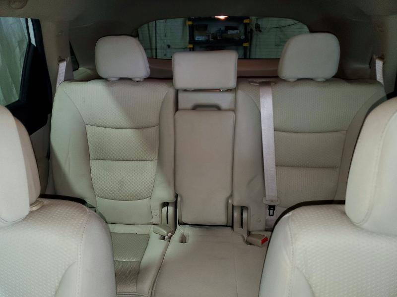 Photo 10 from auction – 2013 KIA SORENTO with VIN 5XYKTDA23DG336765