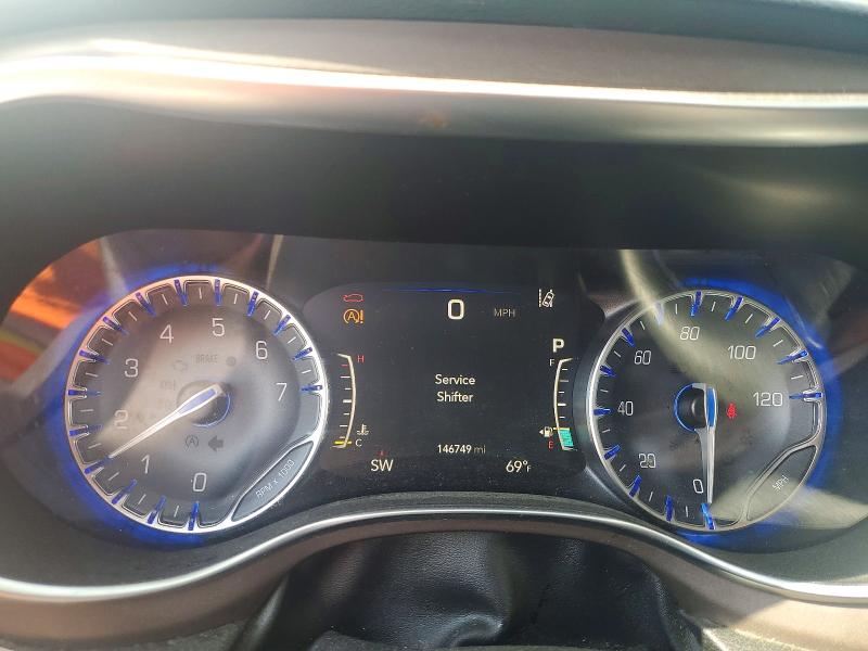 Photo 9 from auction – 2019 CHRYSLER PACIFICA with VIN 2C4RC1EG2KR700217