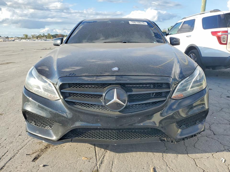 Снимка 5 от търг – 2016 MERCEDES-BENZ E с VIN WDDHF6FB4GB249399