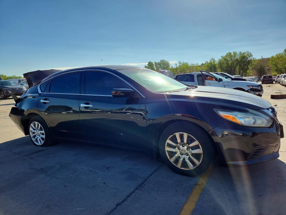 Photo 4 from auction – 2016 NISSAN ALTIMA with VIN 1N4AL3APXGC236694