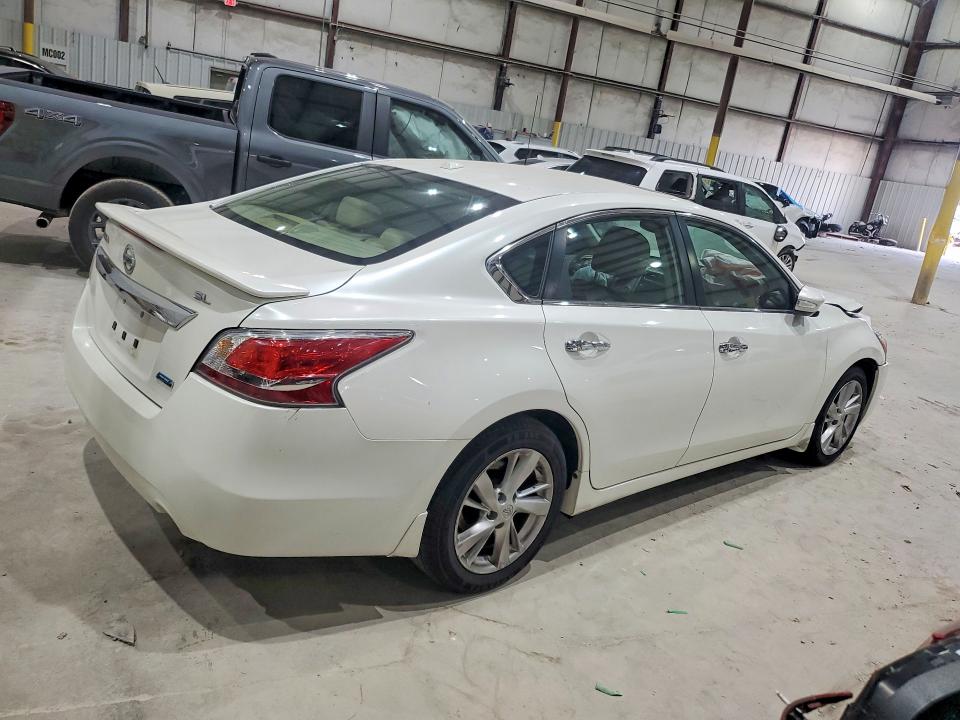 Снимка 3 от търг – 2014 NISSAN ALTIMA с VIN 1N4AL3AP5EC324680
