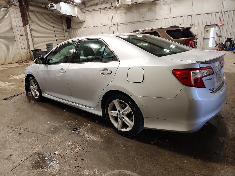 Photo 2 from auction – 2013 TOYOTA CAMRY with VIN 4T1BF1FK4DU697625