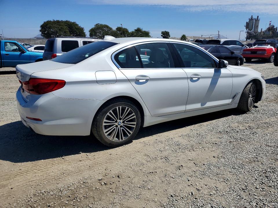 Photo 3 from auction – 2019 BMW 530 with VIN WBAJA5C59KWW18744