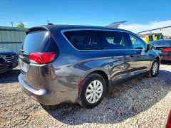 Zdjęcie 3 z aukcji – 2018 CHRYSLER PACIFICA z VIN 2C4RC1AG3JR114355