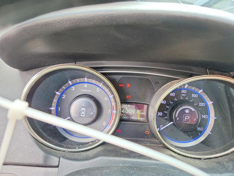 Снимка 9 от търг – 2012 HYUNDAI SONATA с VIN 5NPEB4AC9CH310686
