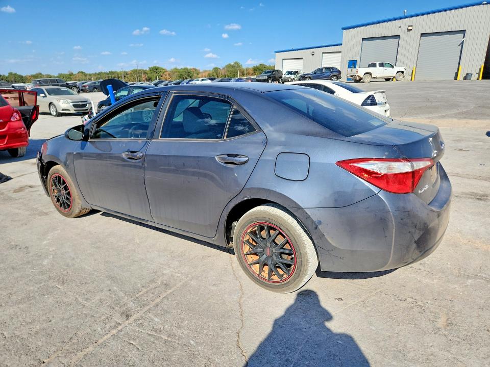 Photo 2 from auction – 2016 TOYOTA COROLLA with VIN 5YFBURHE2GP553248