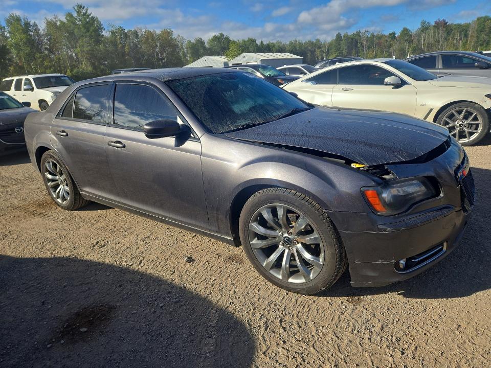 Снимка 4 от търг – 2014 CHRYSLER 300 с VIN 2C3CCABG6EH364998