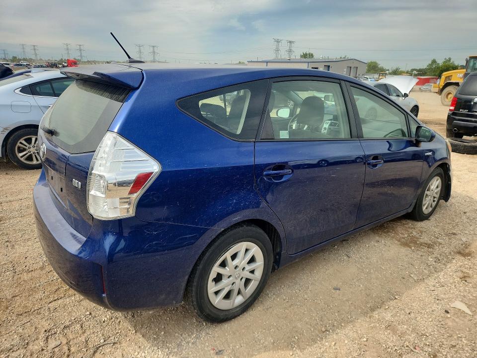 Photo 3 from auction – 2012 TOYOTA PRIUS V with VIN JTDZN3EU7C3127627