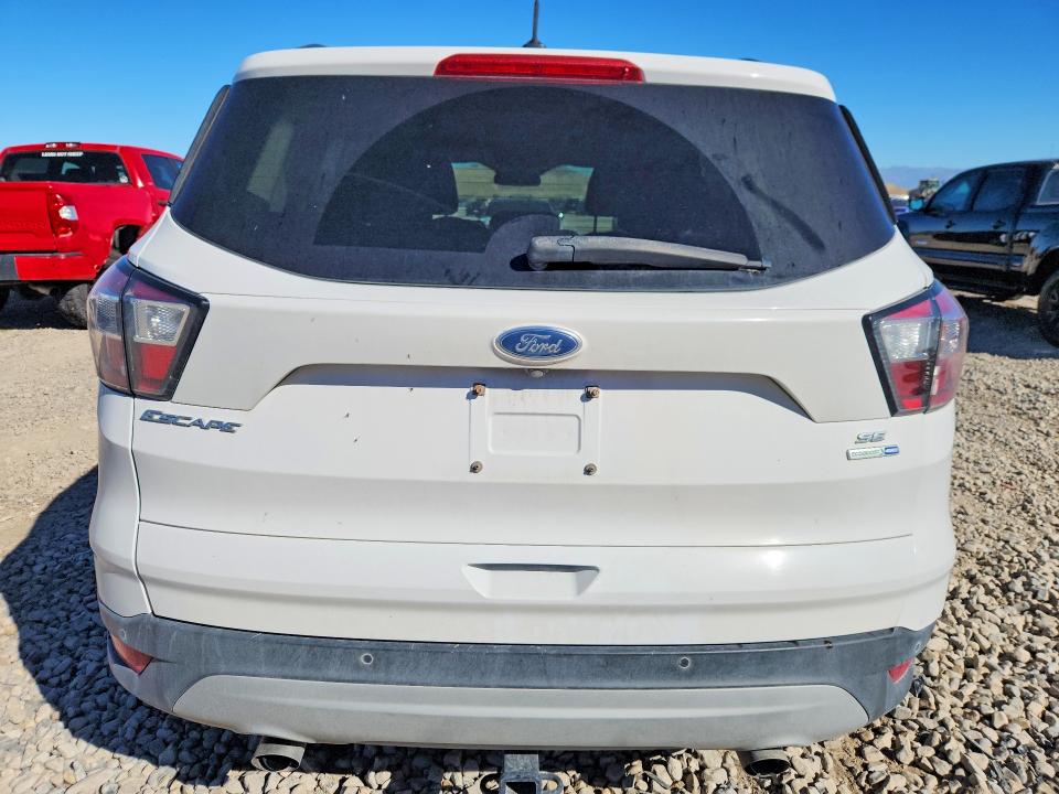 Foto 6 de la subasta – 2017 FORD ESCAPE con VIN 1FMCU9G90HUD85618